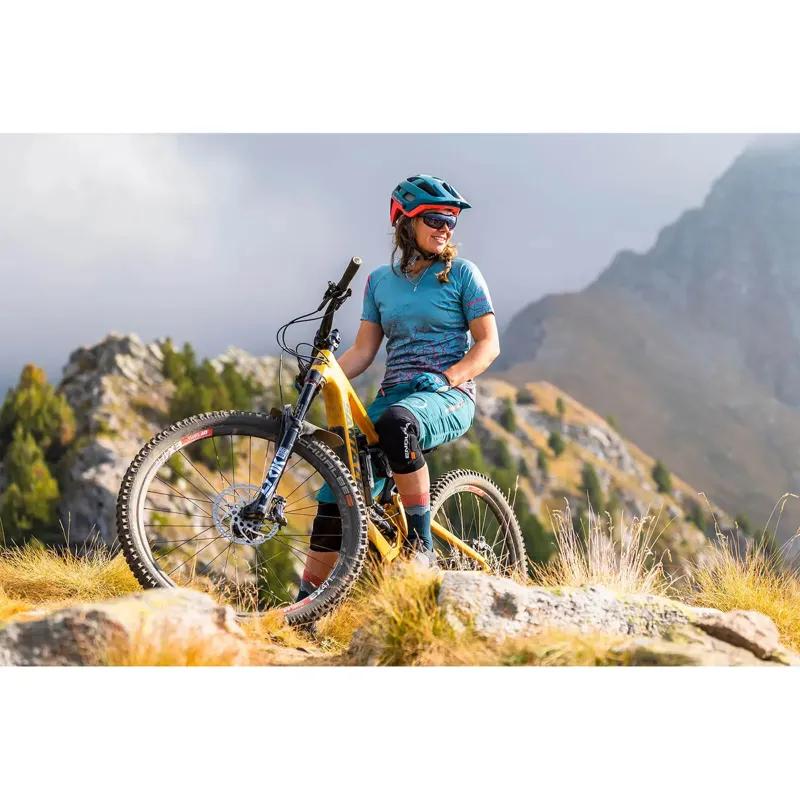 Endura SingleTrack Helmet Spruce Green-3